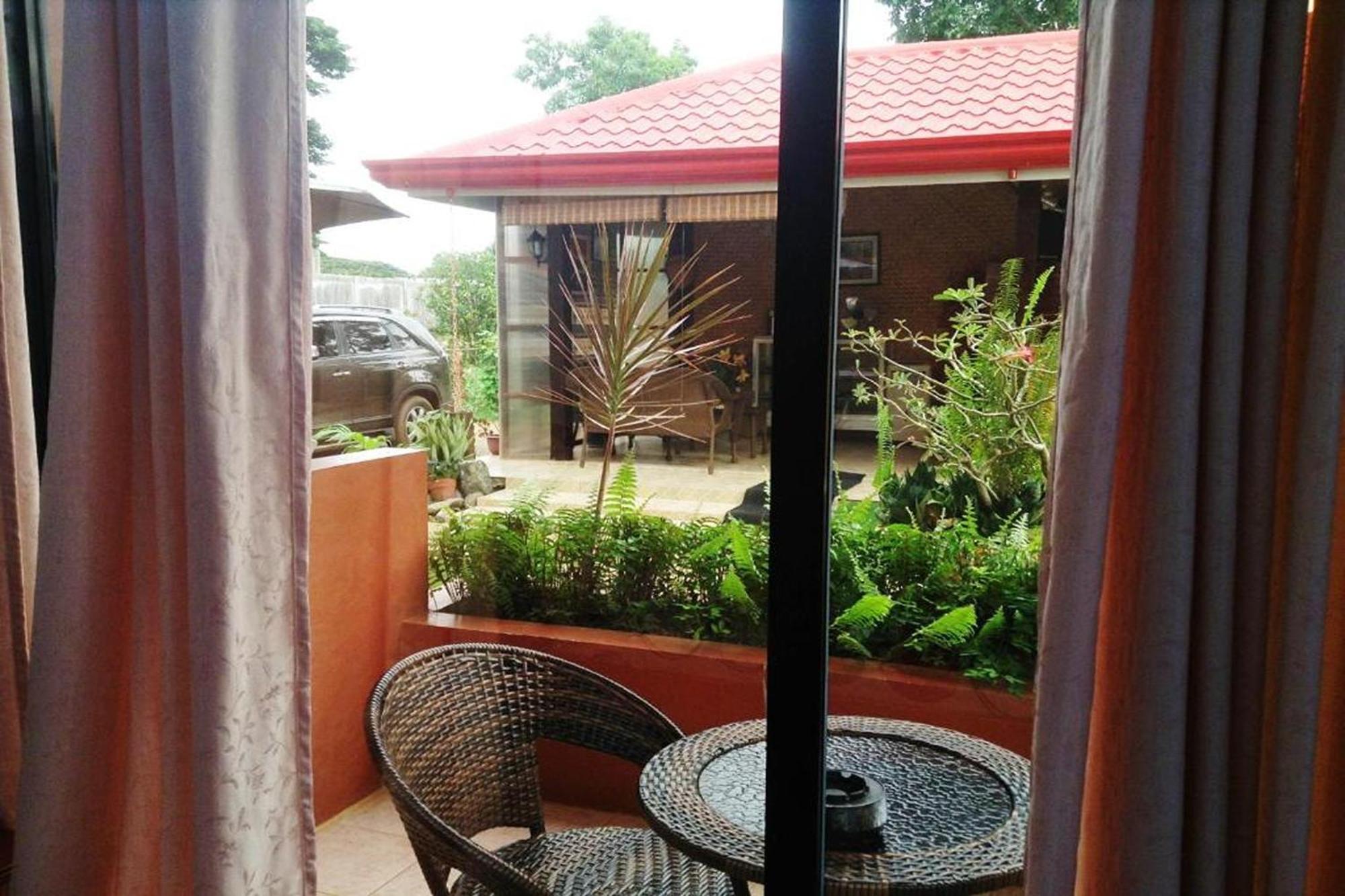 Citadel Bed&Breakfast Puerto Princesa Exteriör bild