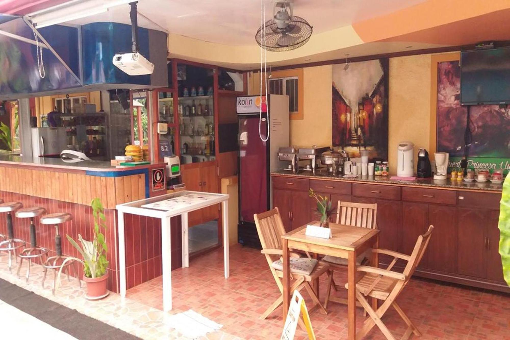 Citadel Bed&Breakfast Puerto Princesa Exteriör bild