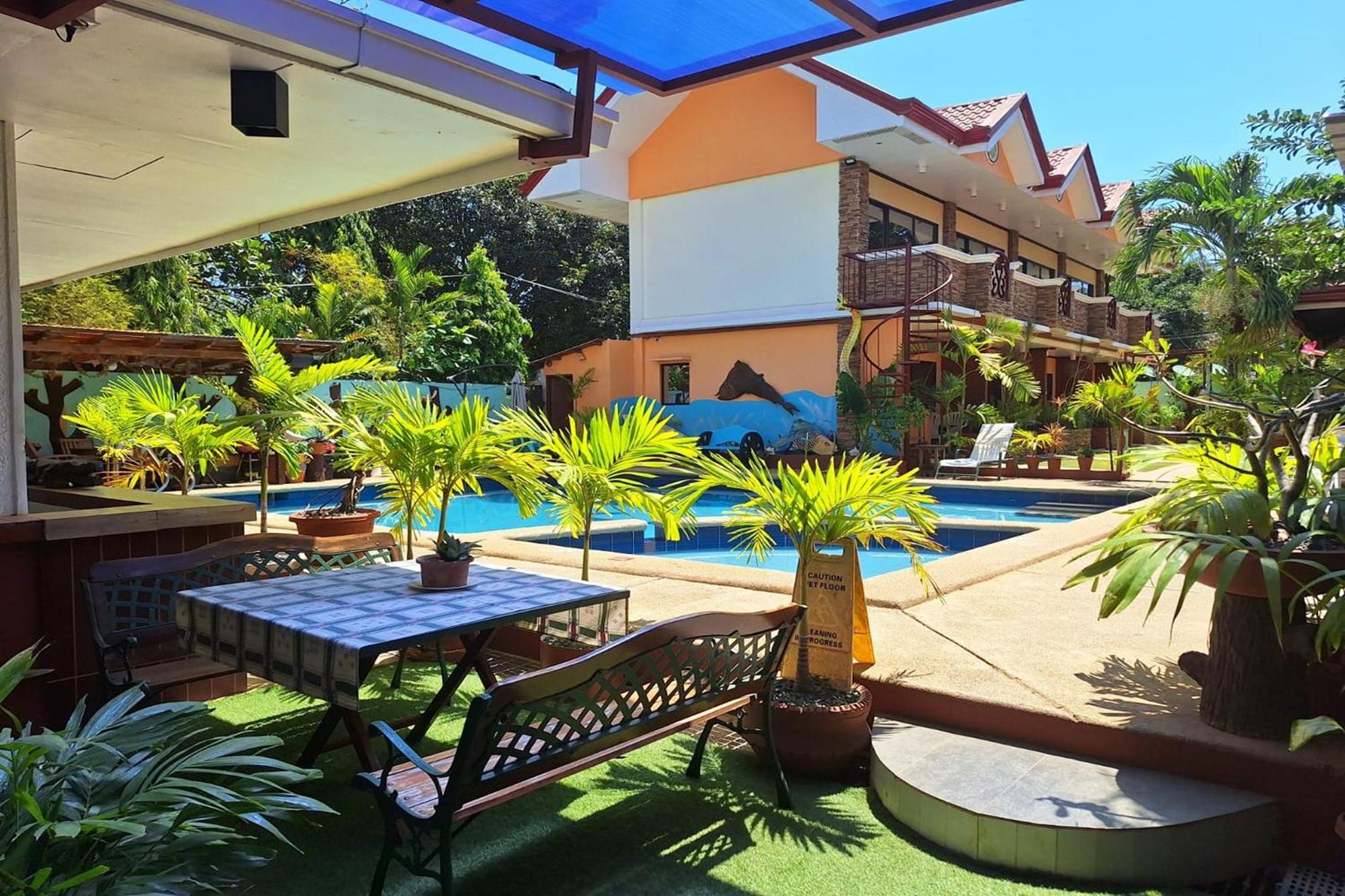Citadel Bed&Breakfast Puerto Princesa Exteriör bild