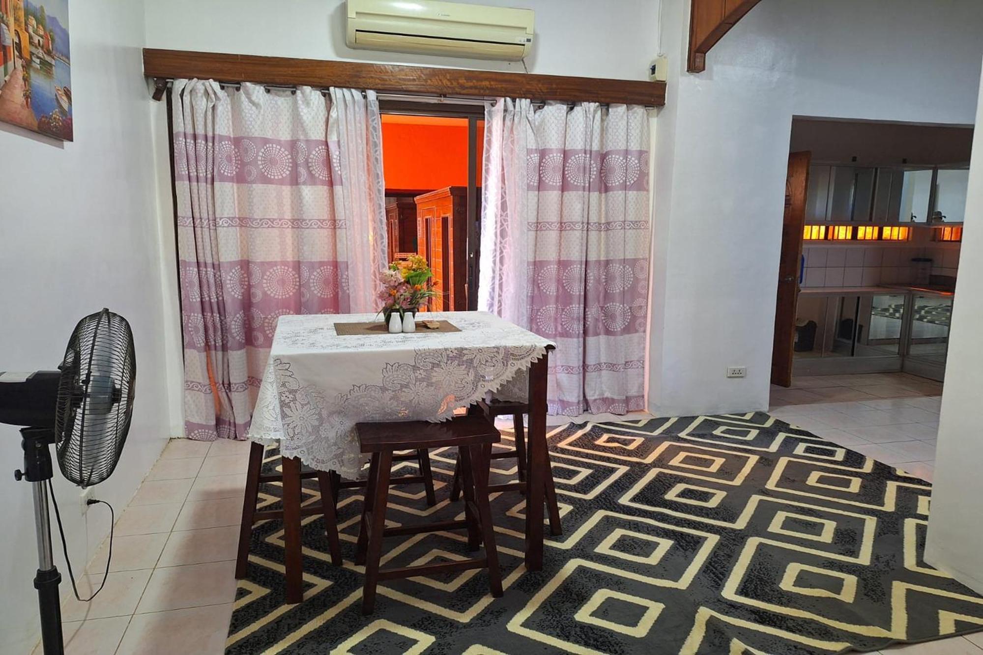 Citadel Bed&Breakfast Puerto Princesa Exteriör bild