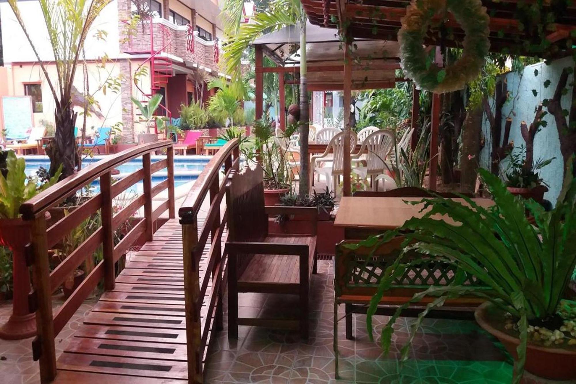 Citadel Bed&Breakfast Puerto Princesa Exteriör bild