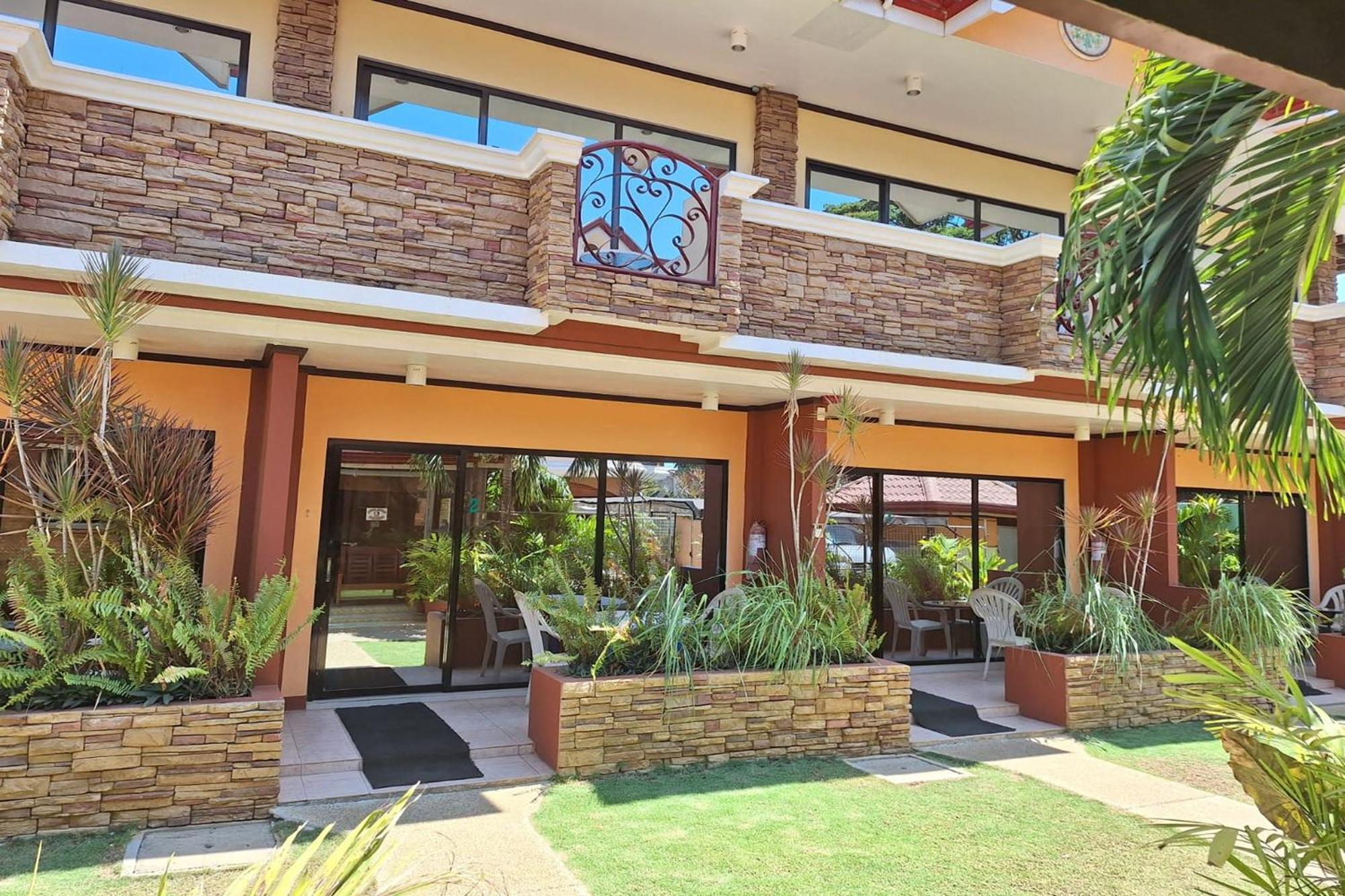 Citadel Bed&Breakfast Puerto Princesa Exteriör bild